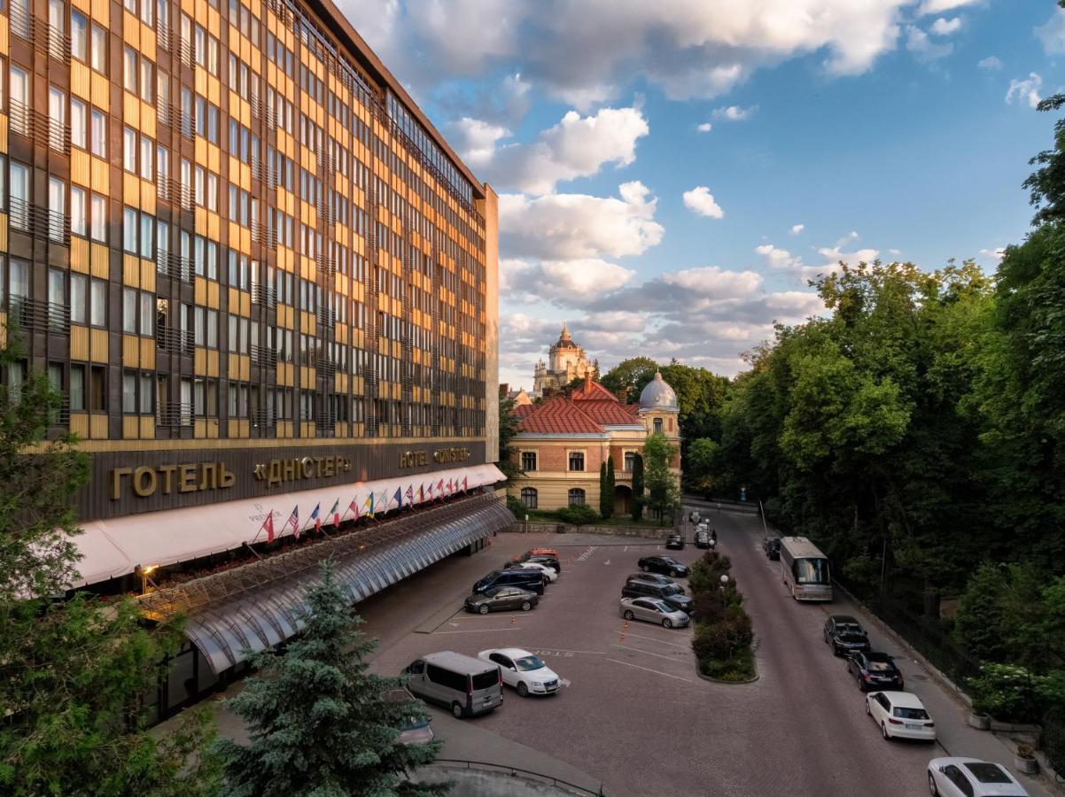 Отель Premier Hotel Dnister Львов Экстерьер фото